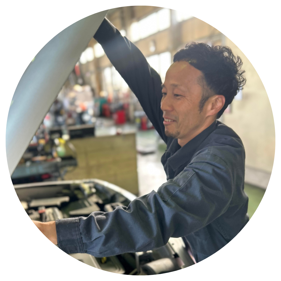 大安自動車 工場長